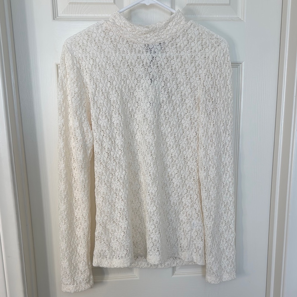 Elegant Cream Lace Top